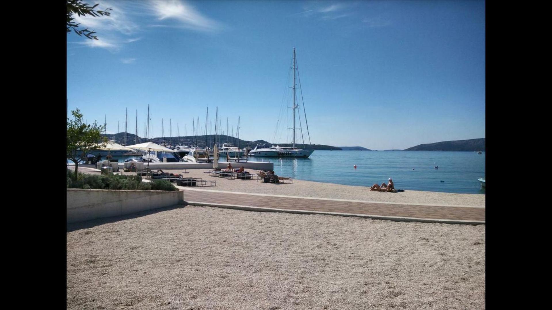 Apartments Gina Trogir Exterior foto