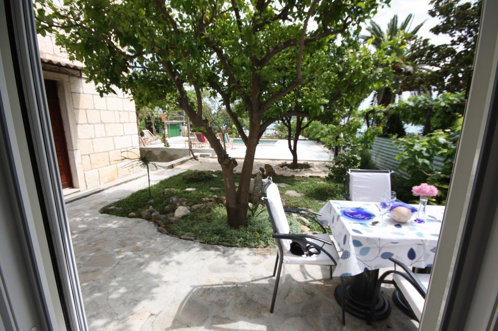 Apartments Gina Trogir Exterior foto