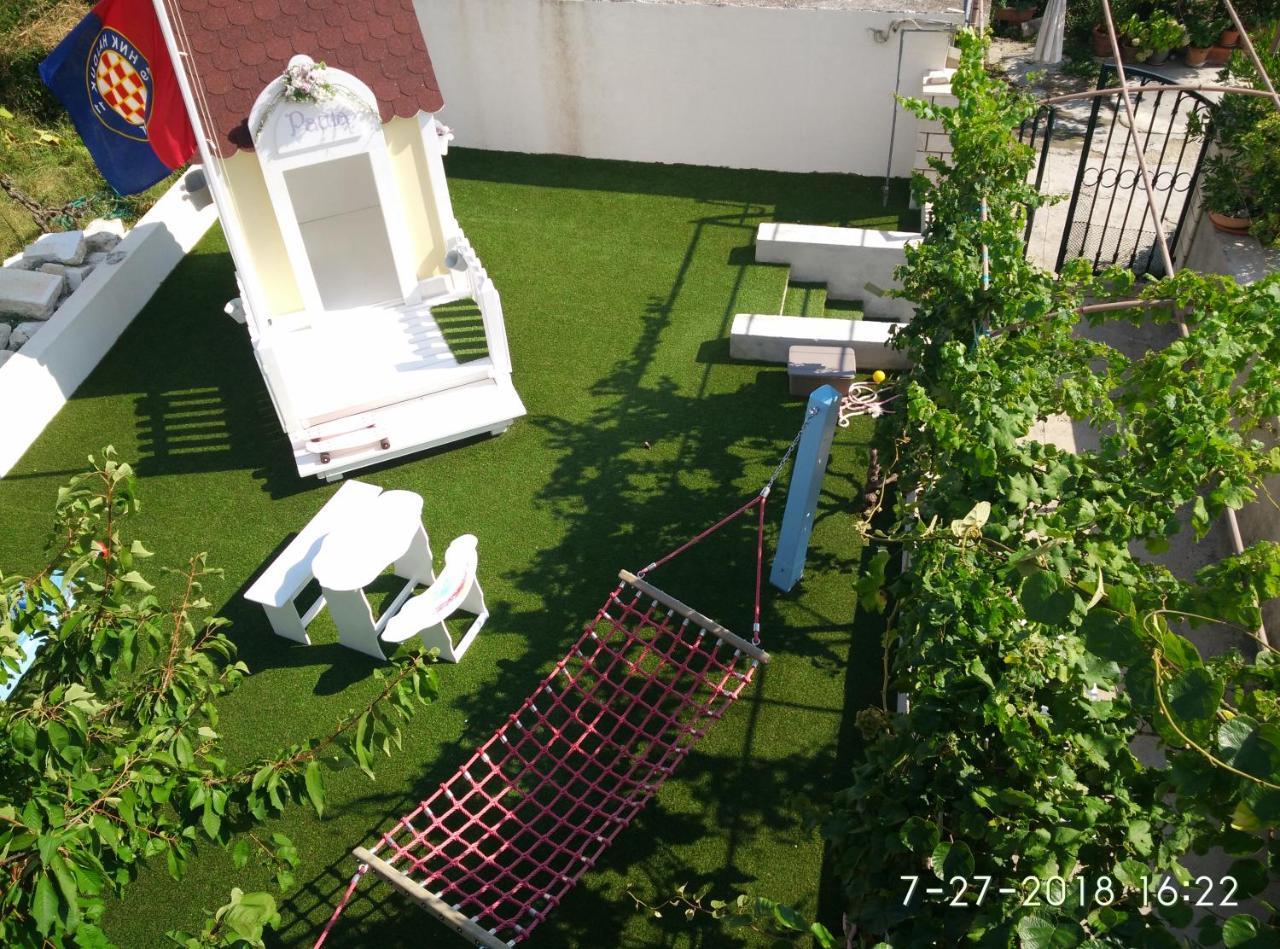 Apartments Gina Trogir Exterior foto