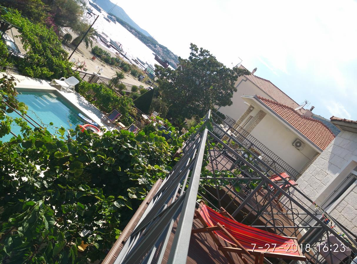Apartments Gina Trogir Exterior foto