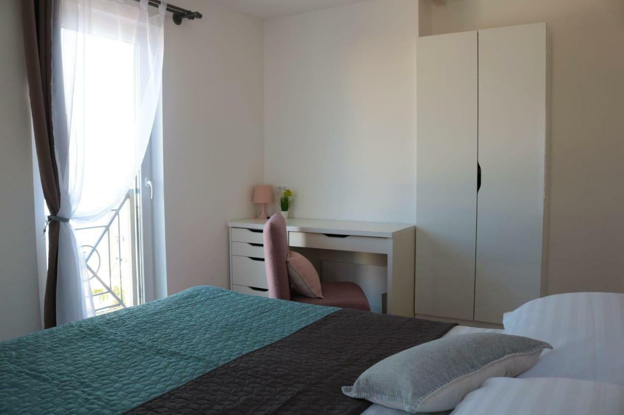 Apartments Gina Trogir Exterior foto