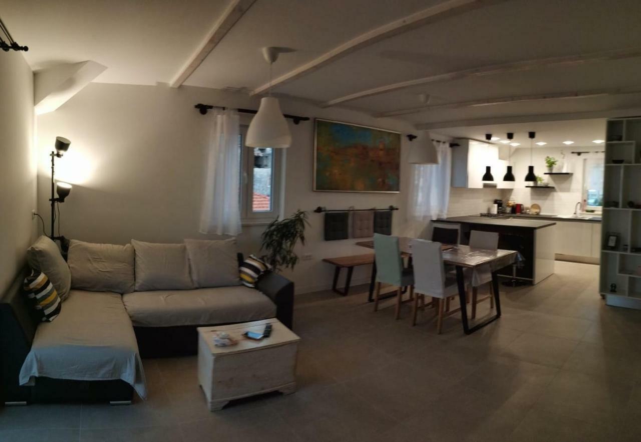 Apartments Gina Trogir Exterior foto